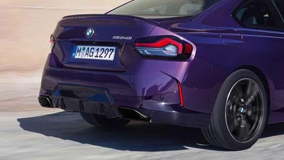 Imagine cu trei sferturi din partea din spate a BMW Seria 2 Coupé G42 2021 Imagine cu trei sferturi din partea din spate a BMW Seria 2 Coupé G42 2021 Thundernight