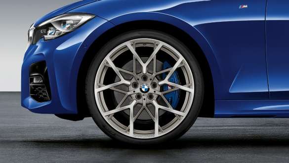 BMW Seria 3 Sedan, jante M Perfomance de 20” Y-Spoke, tip 795 M, bicolore BMW Seria 3 Sedan, jante M Perfomance de 20” Y-Spoke, tip 795 M, bicolore