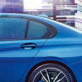 BMW Seria 3 Sedan, elementul „Hofmeister Kink”. Imagine cu partea laterală a BMW Seria 3 Sedan, cu elementul „Hofmeister Kink”.