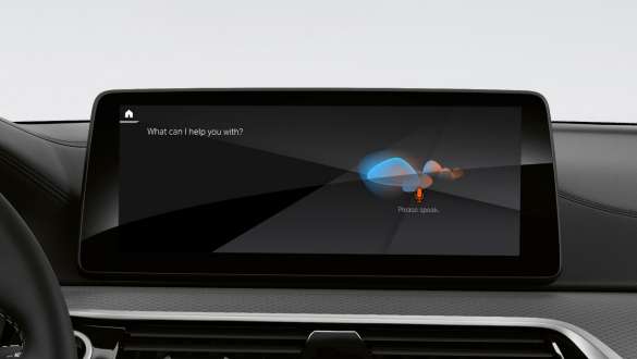 BMW Intelligent Personal Assistant al BMW Seria 5 Sedan, G30 Imagine din habitaclul BMW Seria 5 Sedan, G30, Facelift, 2020, cu BMW Intelligent Personal Assistant