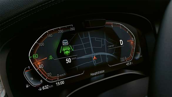 Driving Assistant Professional al BMW Seria 5 Sedan, G30 Imagine din habitaclul BMW Seria 5 Sedan, G30, Facelift, 2020, cu Driving Assistant Professional
