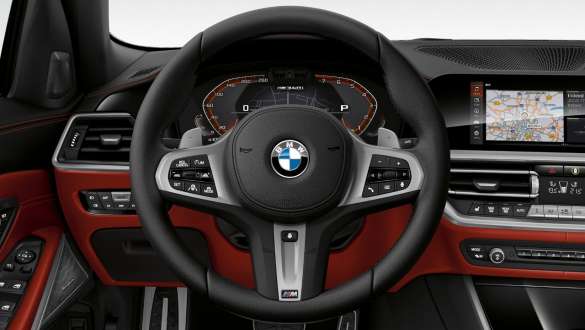 BMW M340i xDrive Touring (G21), volan M îmbrăcat în piele BMW M340i xDrive Touring (G21), volan M îmbrăcat în piele