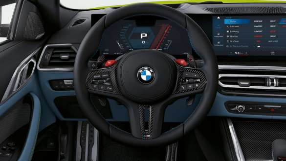 Volan M Carbon al BMW M4 Competition Coupé G82 2020 Habitaclul din jurul volanului M Carbon al BMW M4 Competition Coupé G82 2020