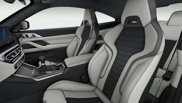 Scaunele M Sport ale BMW M4 Coupé G82 2020 Interiorul BMW M4 Coupé G82 2020 cu scaune M Sport