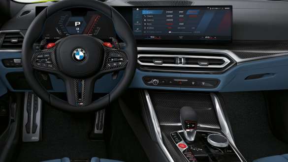 Panoul de control al consolei centrale al BMW M4 Coupé G82 2020 Panoul de control al consolei centrale al BMW M4 Coupé G82 2020