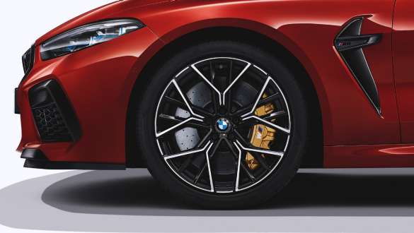 Frâne M configurabile. BMW M8 Competition Cabriolet cu frâne M configurabile.