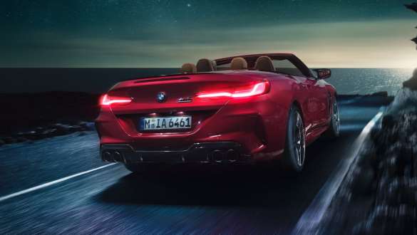 xDrive M. BMW M8 Competition Cabriolet cu xDrive M.