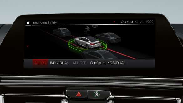 Driving Assistant Professional al modelelor BMW Seria 8 Gran Coupé M Imagine din interior cu Driving Assistant Professional al modelelor BMW Seria 8 Gran Coupé M, F93, 2020