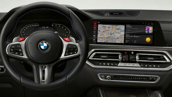 Panoul de instrumente specific M din BMW X6 M Competition Panou de instrumente specific M pentru BMW X6 M Competition 2020