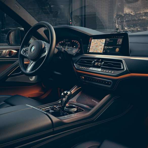 Interiorul BMW X6. Interiorul BMW X6.