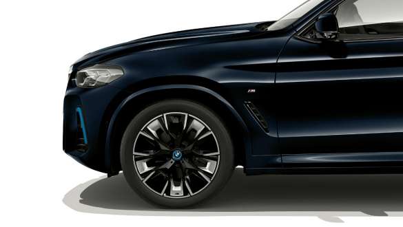Imagine din partea laterală a BMW iX3 BMW iX3 G08 2021 imagine din partea laterală