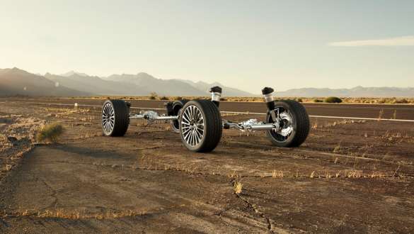 BMW X7: direcţie integrală adaptivă BMW X7: direcţie integrală adaptivă
