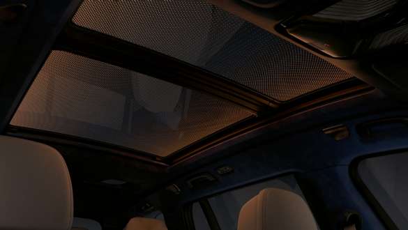 Plafonul panoramic Sky Lounge al modelului BMW X7 G07 2019 Plafonul panoramic Sky Lounge al modelului BMW X7 G07 2019