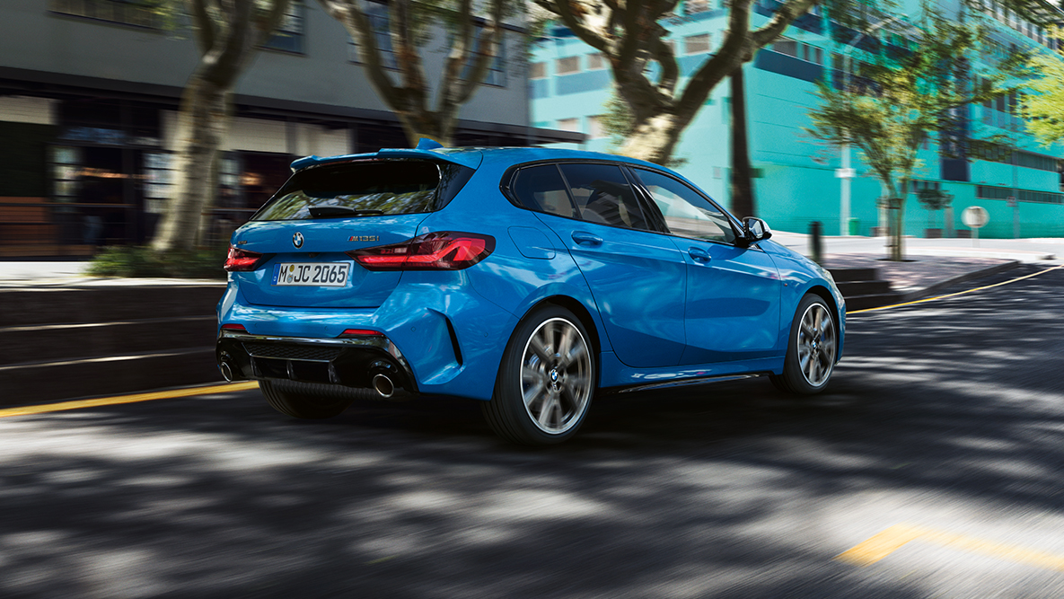Tehnologii ale dinamicii de condus. Dinamica de condus a noului BMW Seria 1.