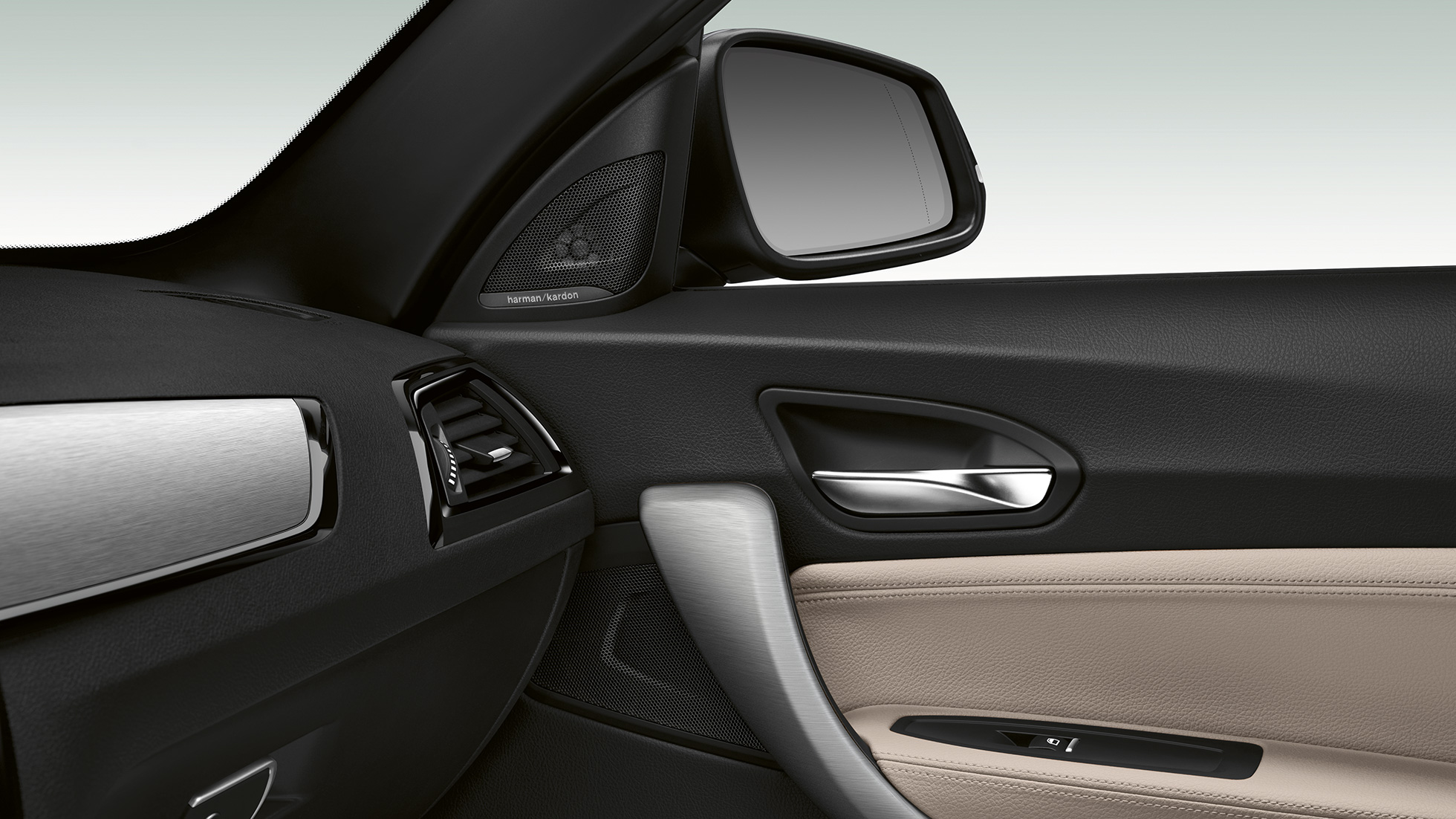 Panoul lateral al portierei BMW Seria 2 Cabriolet Panoul lateral al portierei BMW Seria 2 Cabriolet
