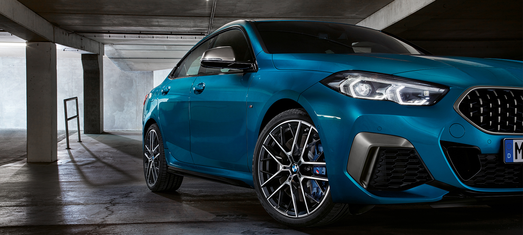 BMW 2 Series Gran Coupé three-quarter front view BMW 2 Series Gran Coupé Snapper Rocks Blue metallic F44 three-quarter front view