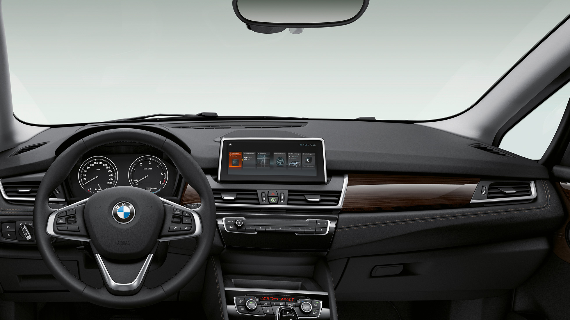 Imagine din habitaclul BMW 218d xDrive Gran Tourer, F46, 2018, model Luxury Line