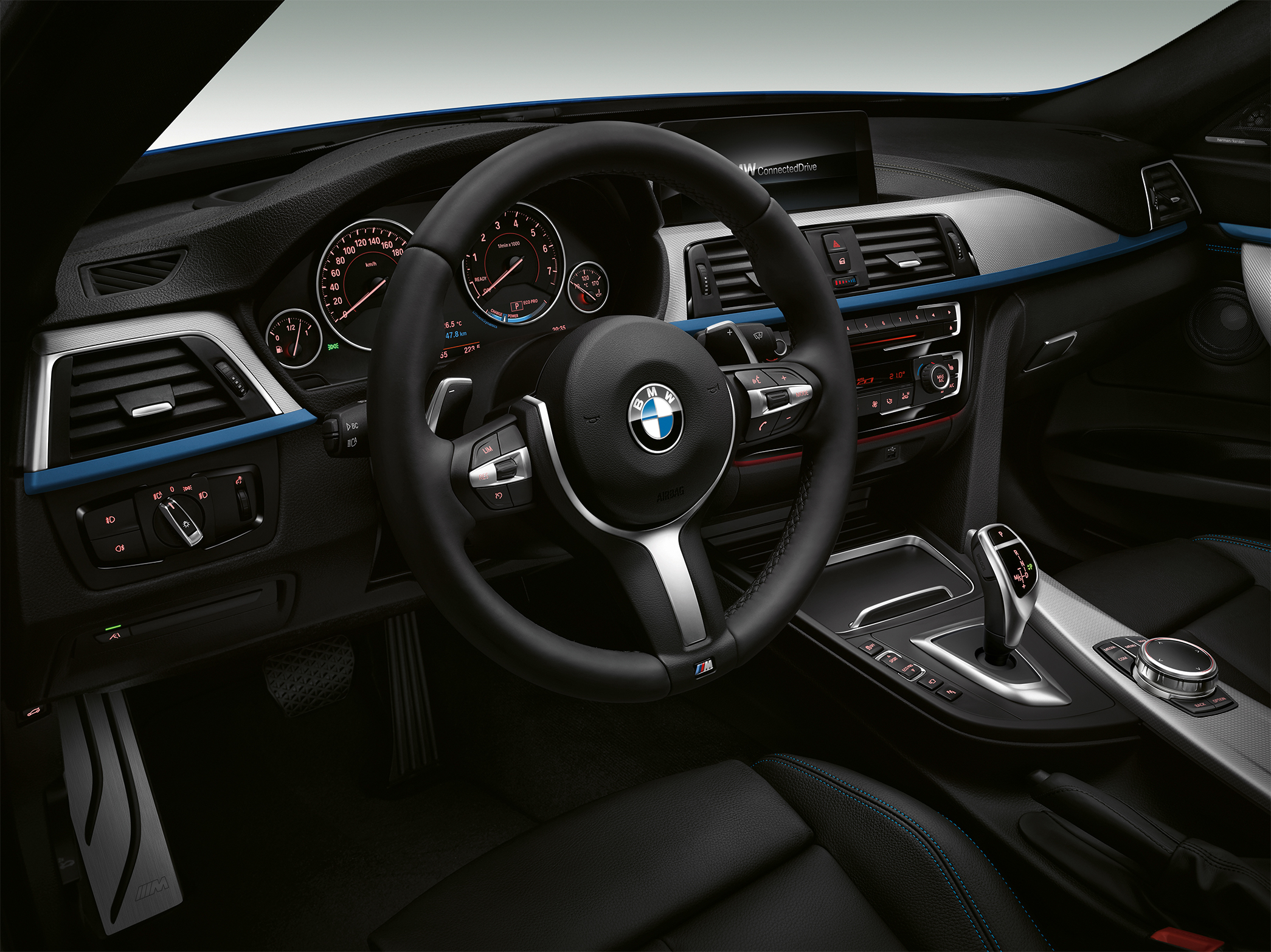 Habitaclul BMW Seria 3 Gran Turismo Habitaclul BMW Seria 3 Gran Turismo