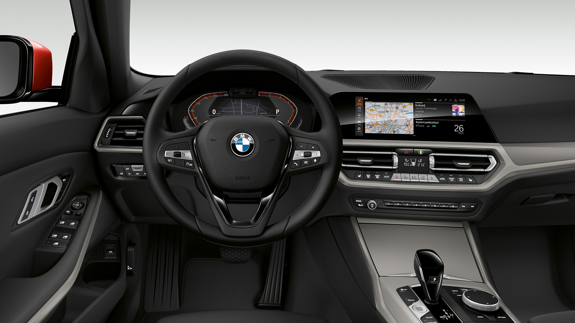 Habitaclul BMW Seria 3 Sedan model Advantage. Imagine frontală în prim-plan cu partea de habitaclu a conducătorului auto din BMW Seria 3 Sedan echipat cu modelul Advantage.