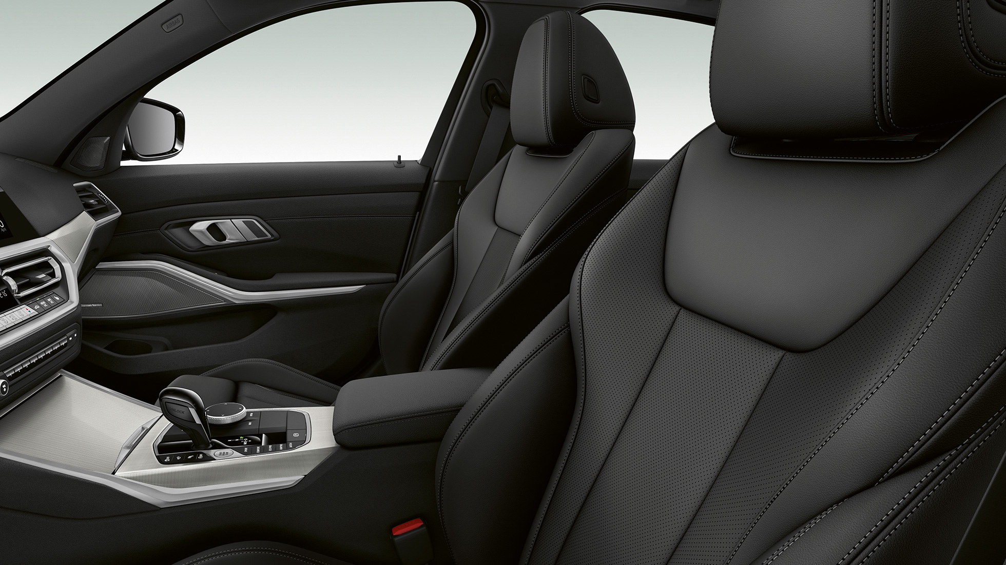 Scaunele faţă ale BMW Seria 3 Sedan model Sport Line. Imagine laterală în prim-plan cu scaunele faţă ale BMW Seria 3 Sedan echipat cu modelul Sport Line.