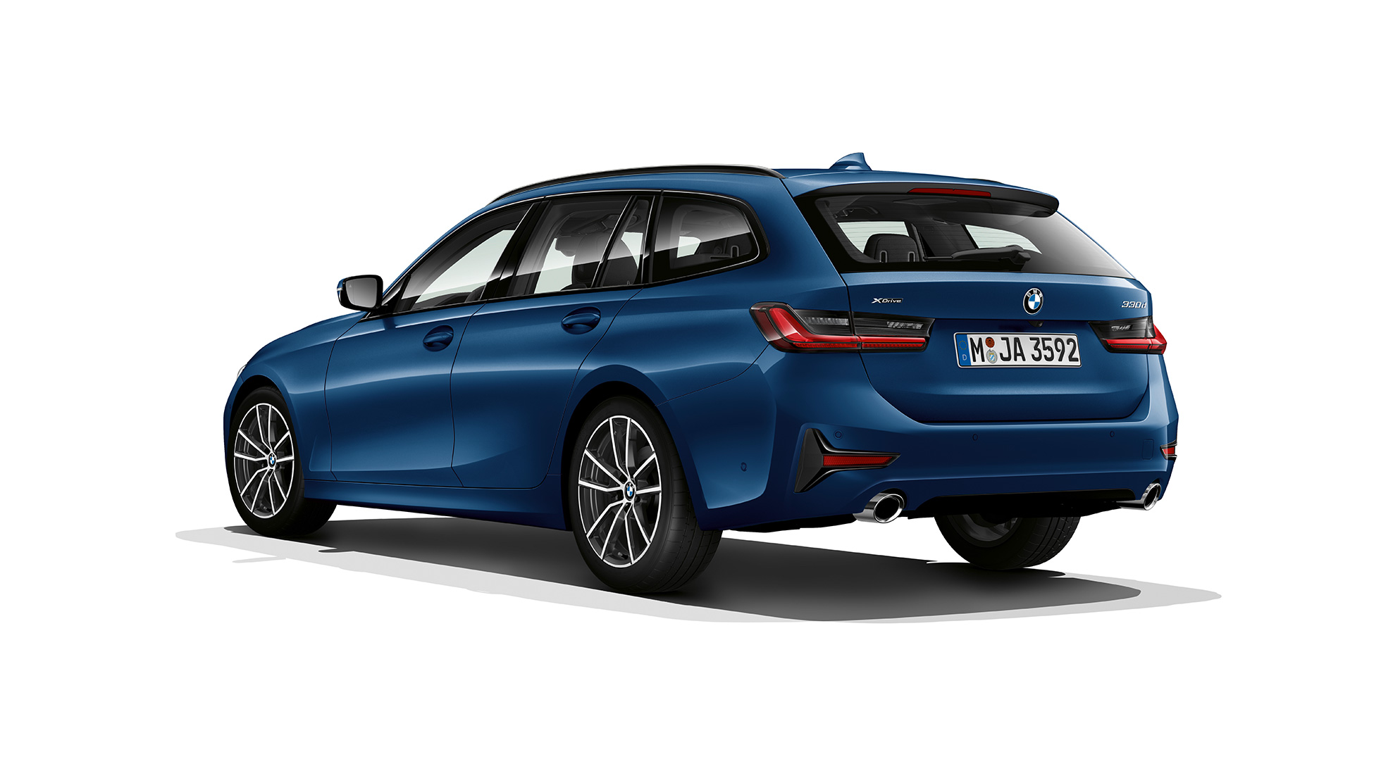Imagine cu trei sferturi din partea spate a Modelului Sport Line Imagine cu trei sferturi din partea spate a BMW Seria 3 Touring, Model Sport Line