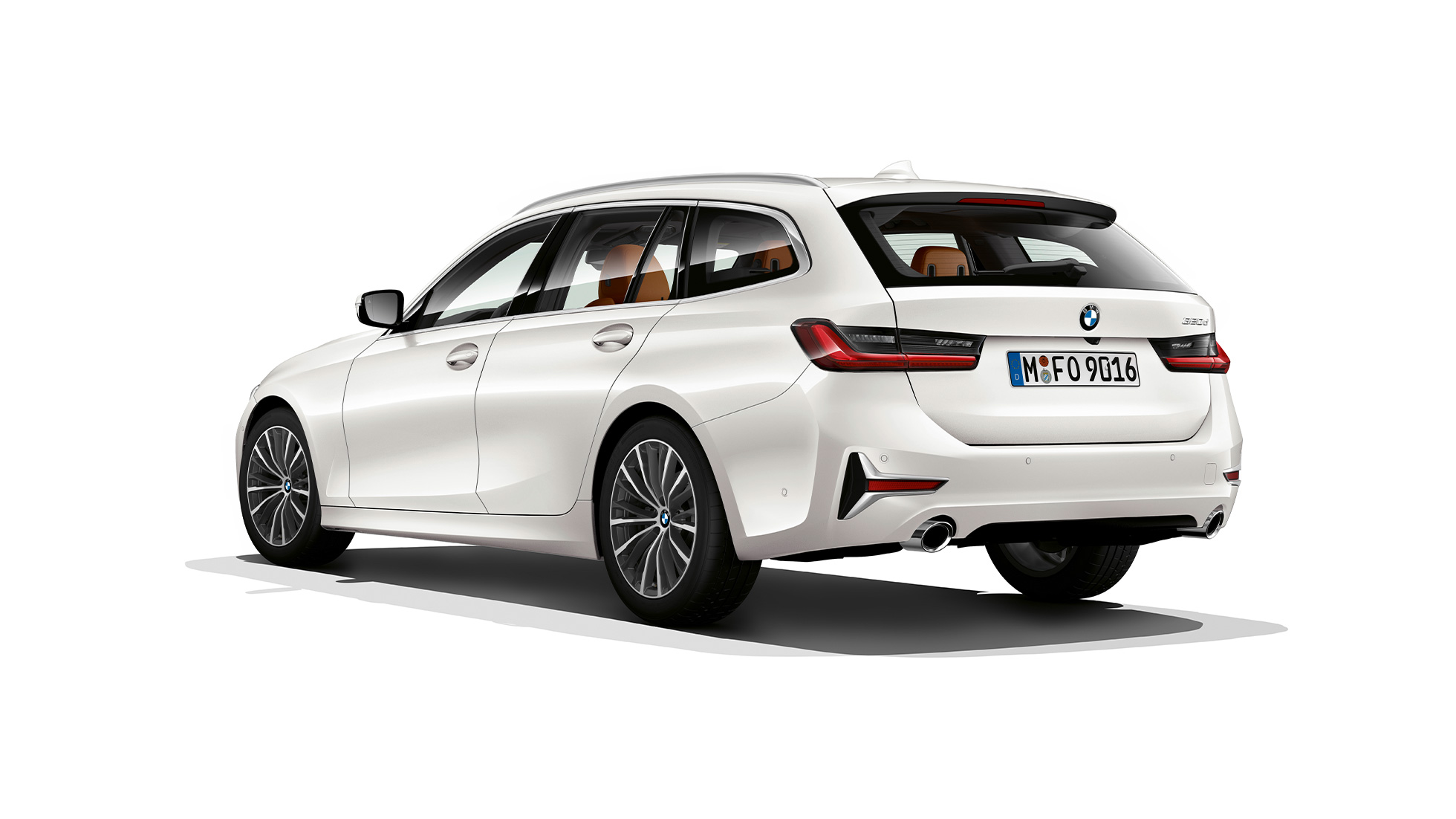 Imagine cu trei sferturi din partea spate a Modelului Luxury Line Imagine cu trei sferturi din partea spate a BMW Seria 3 Touring, Model Luxury Line