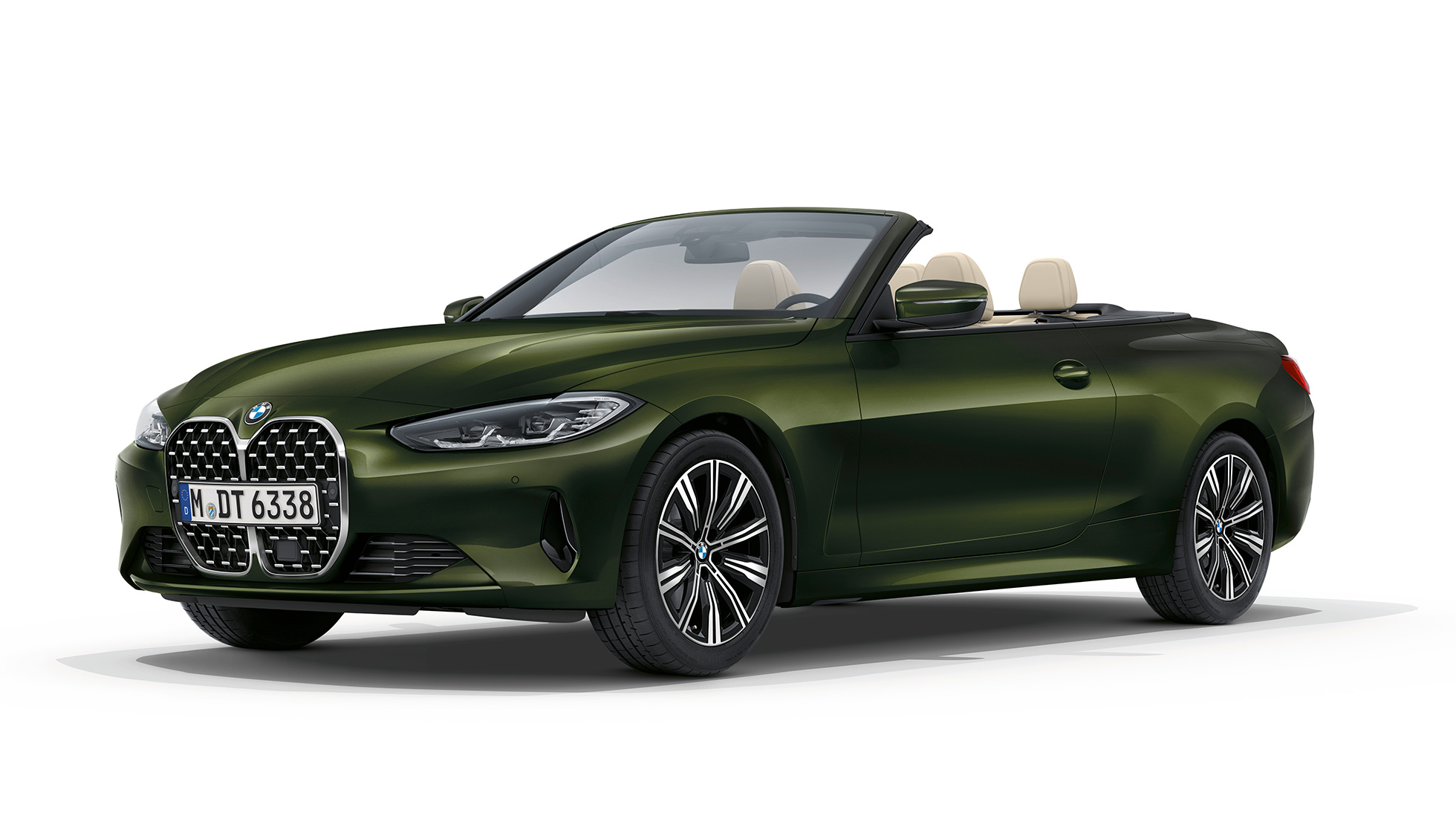 Imagine cu trei sferturi din partea frontală a modelului de bază BMW Seria 4 Cabriolet G23 2020 Imagine cu trei sferturi din partea frontală a BMW Seria 4 Cabriolet G23 2020, Bluestone