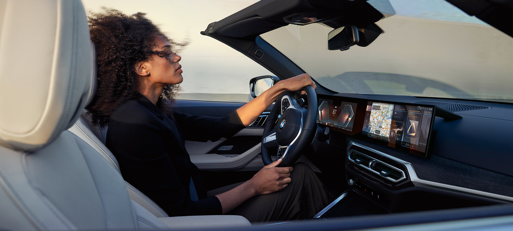 Serviciile digitale şi sistemele inteligente de asistenţă disponibile pe BMW Seria 4 Cabriolet G23 2020 Sistemele inteligente de asistenţă şi serviciile digitale ale BMW Seria 4 Cabriolet G23 2020