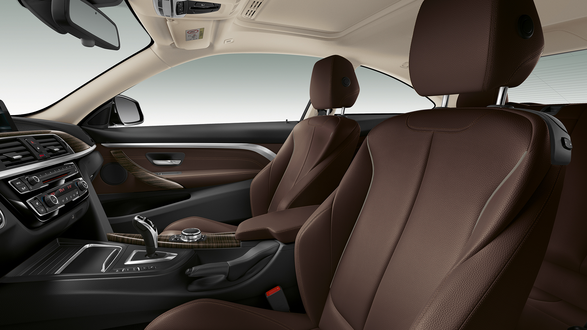 Interiorul BMW Seria 4 Coupé, Model Luxury Line Interiorul BMW Seria 4 Coupé, Model Luxury Line