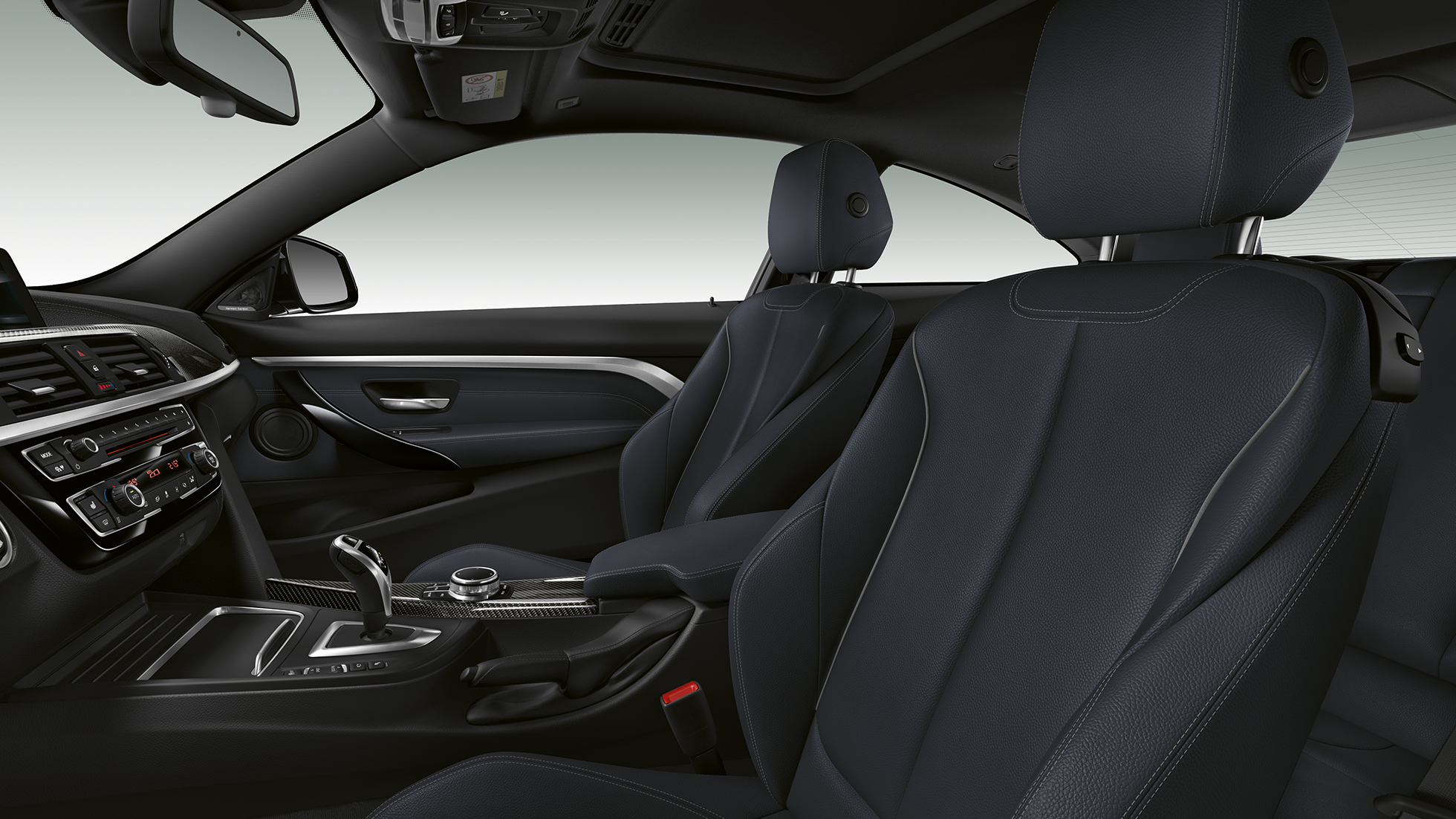 Interiorul BMW Seria 4 Coupé, Model M Sport Interiorul BMW Seria 4 Coupé, Model M Sport