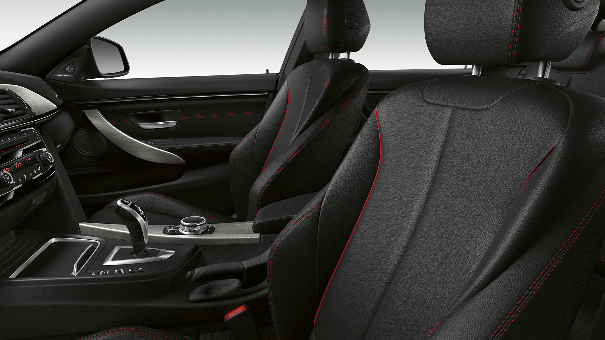 Interiorul BMW Seria 4 Gran Coupé, Model Sport Line Interiorul BMW Seria 4 Gran Coupé, Model Sport Line