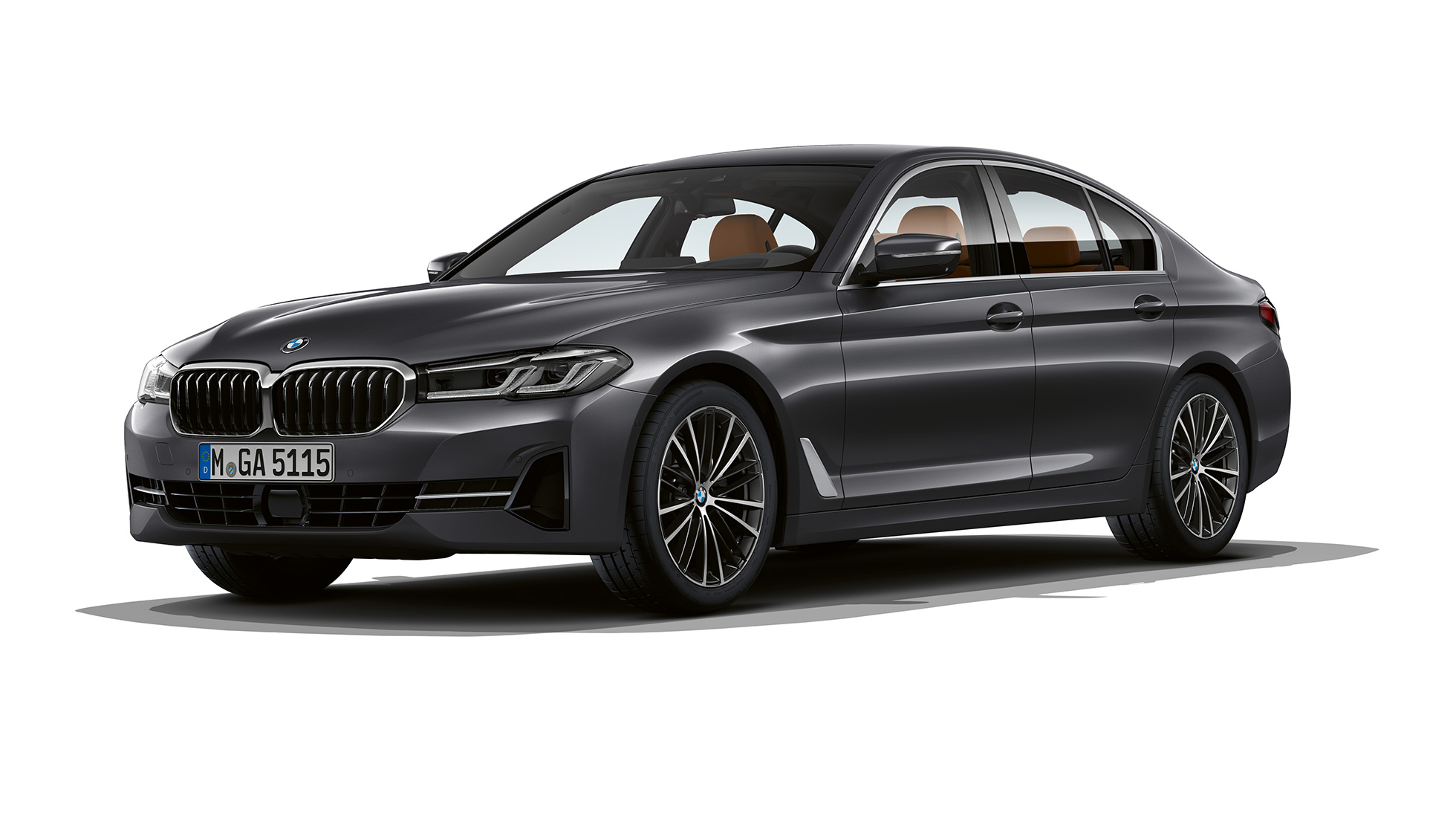 BMW Seria 5 Sedan, G30, cu echipamente de bază Imagine cu trei sferturi din partea frontală a BMW 540i Sedan, G30, 2020, în Gri Sophisto, cu echipamente de bază