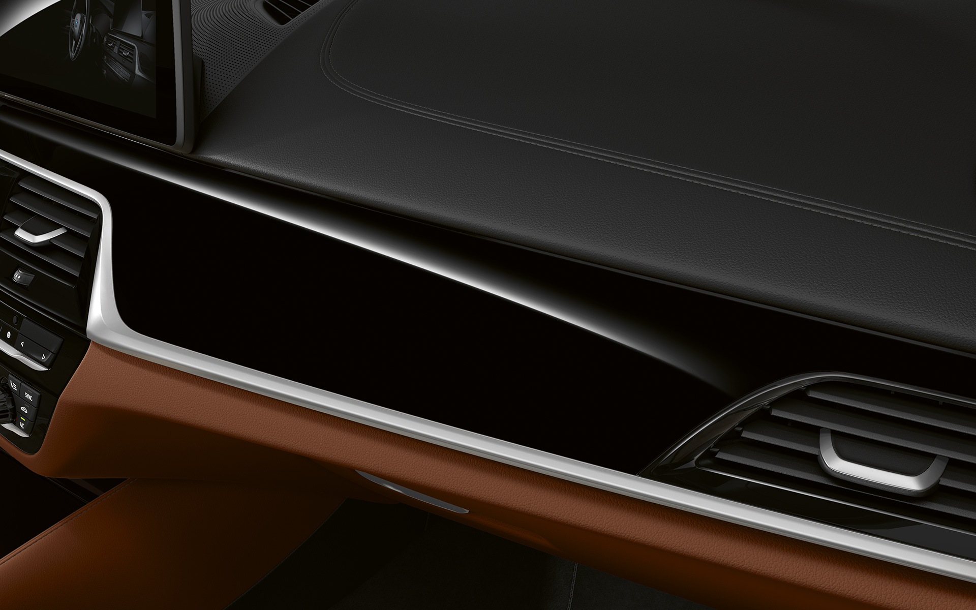 Habitaclul BMW Seria 5 Touring G31 LCI cu ornamente în Negru Piano cu detalii în Crom Pearl Habitaclul BMW Seria 5 Touring G31 2020 Facelift cu ornamente în Negru Piano cu detalii în Crom Pearl