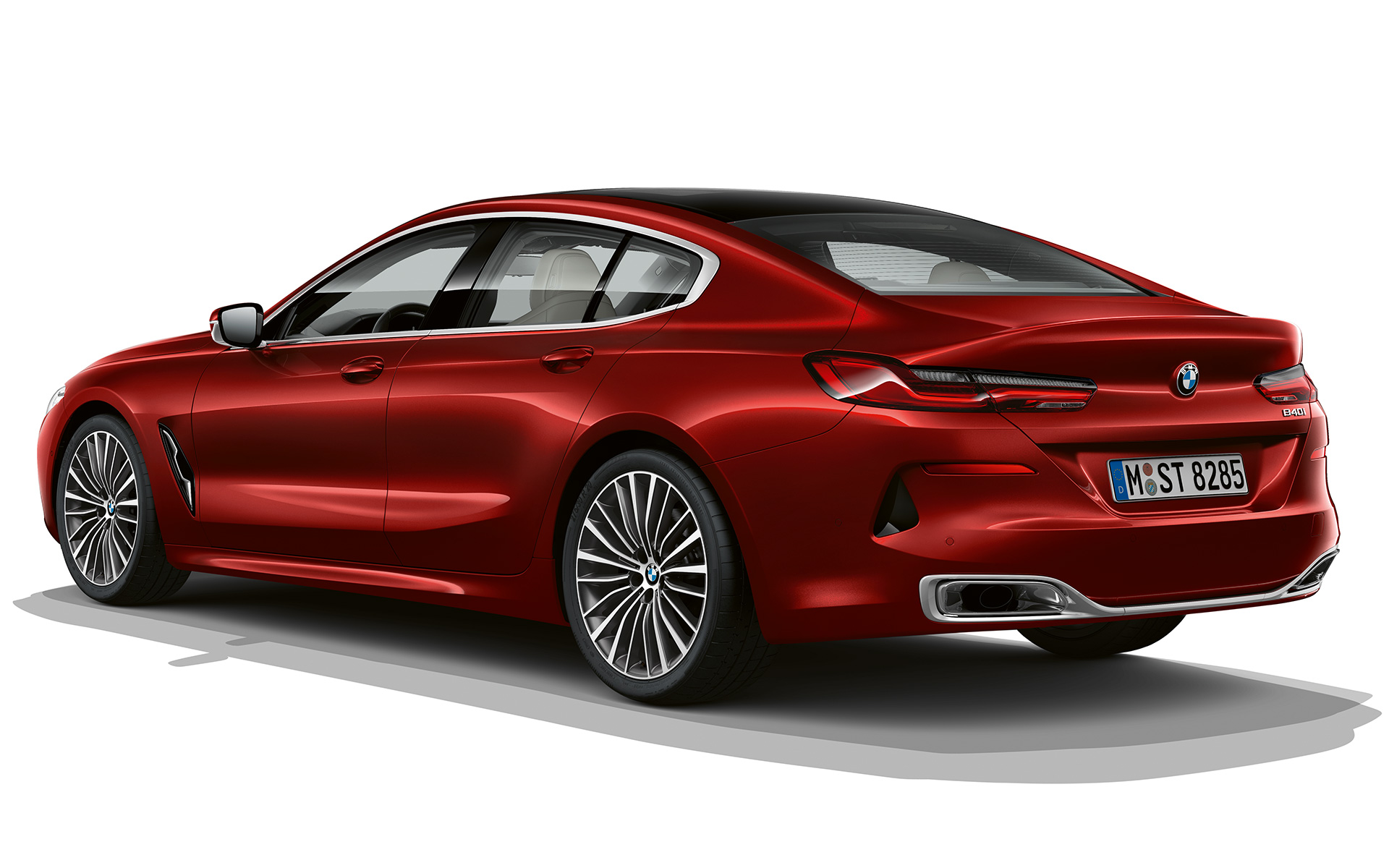 Imagine cu trei sferturi din partea spate a BMW Seria 8 Gran Coupé „Impulsive Heat” Imagine cu trei sferturi din partea spate a BMW Seria 8 Gran Coupé „Impulsive Heat”