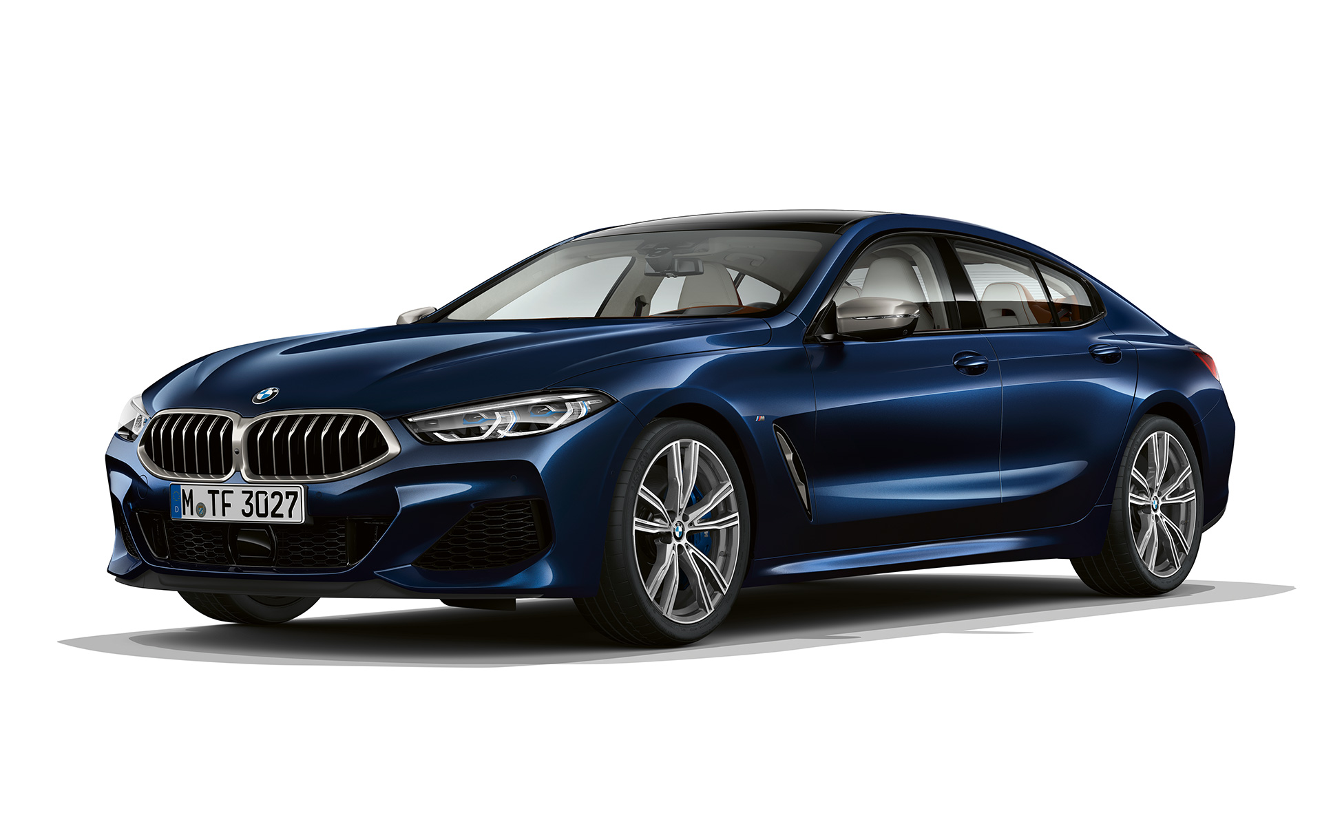 Imagine cu trei sferturi din partea frontală a BMW Seria 8 Gran Coupé „Individual Sophistication” Imagine cu trei sferturi din partea frontală a BMW Seria 8 Gran Coupé „Individual Sophistication”