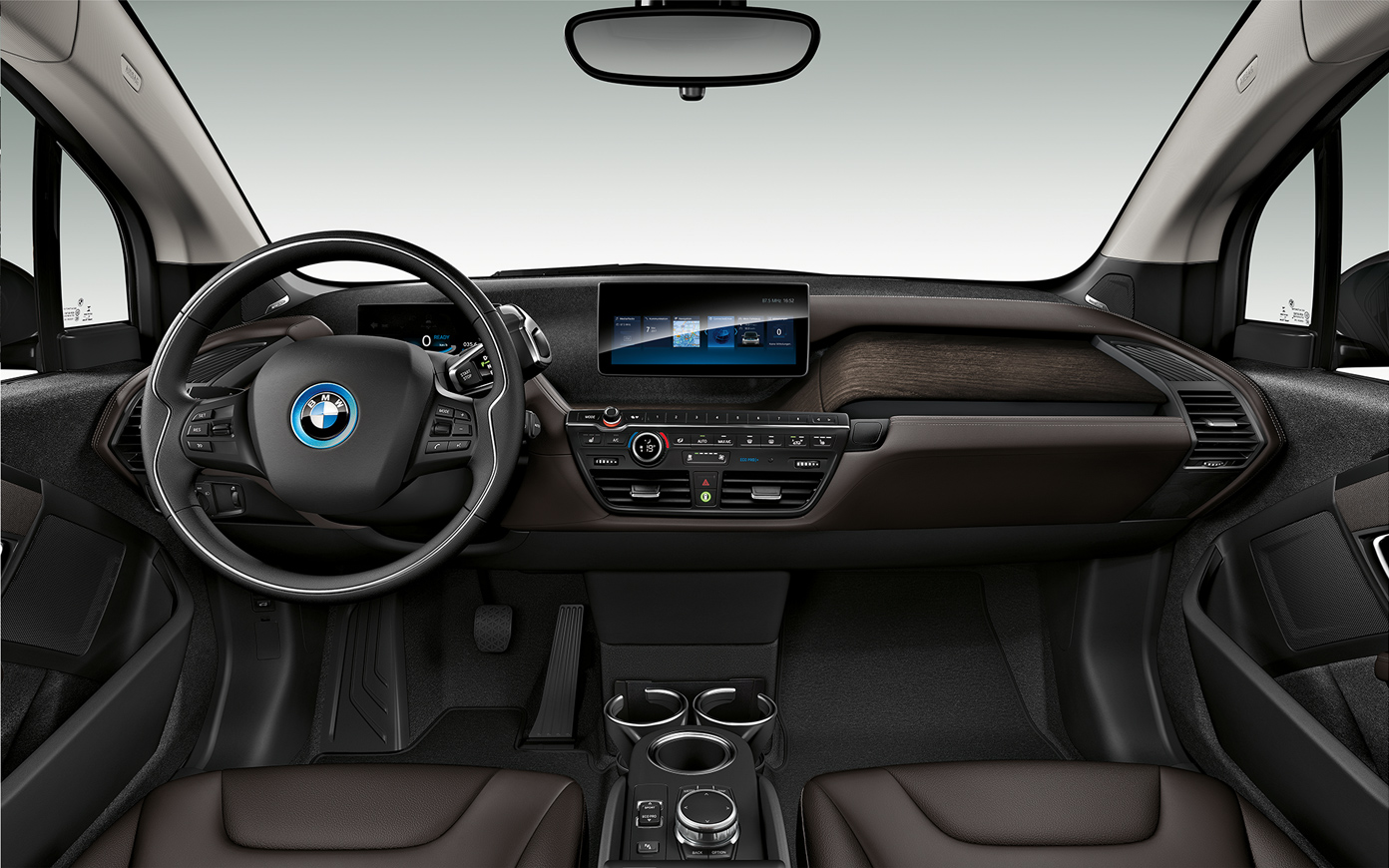 Imagine din interior cu BMW i3s, I01, 2018 Imagine din interior cu habitaclul BMW i3s, I01, 2018