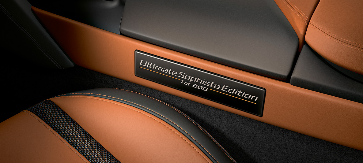 Interiorul BMW i8 Roadster „Ultimate Sophisto Edition” Imagine cu interiorul „Accaro”, în E-Copper, al BMW i8 Roadster „Ultimate Sophisto Edition”