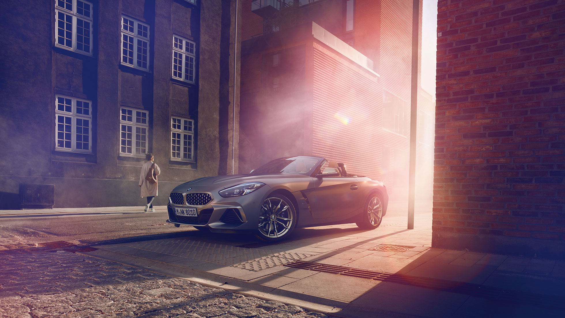 Imagine cu trei sferturi din partea frontală a BMW Z4 M40i, G29 Imagine cu trei sferturi din partea frontală a BMW Z4 M40i Roadster Cabriolet, G29, 2019, în Gri Frozen metalizat de la BMW Individual