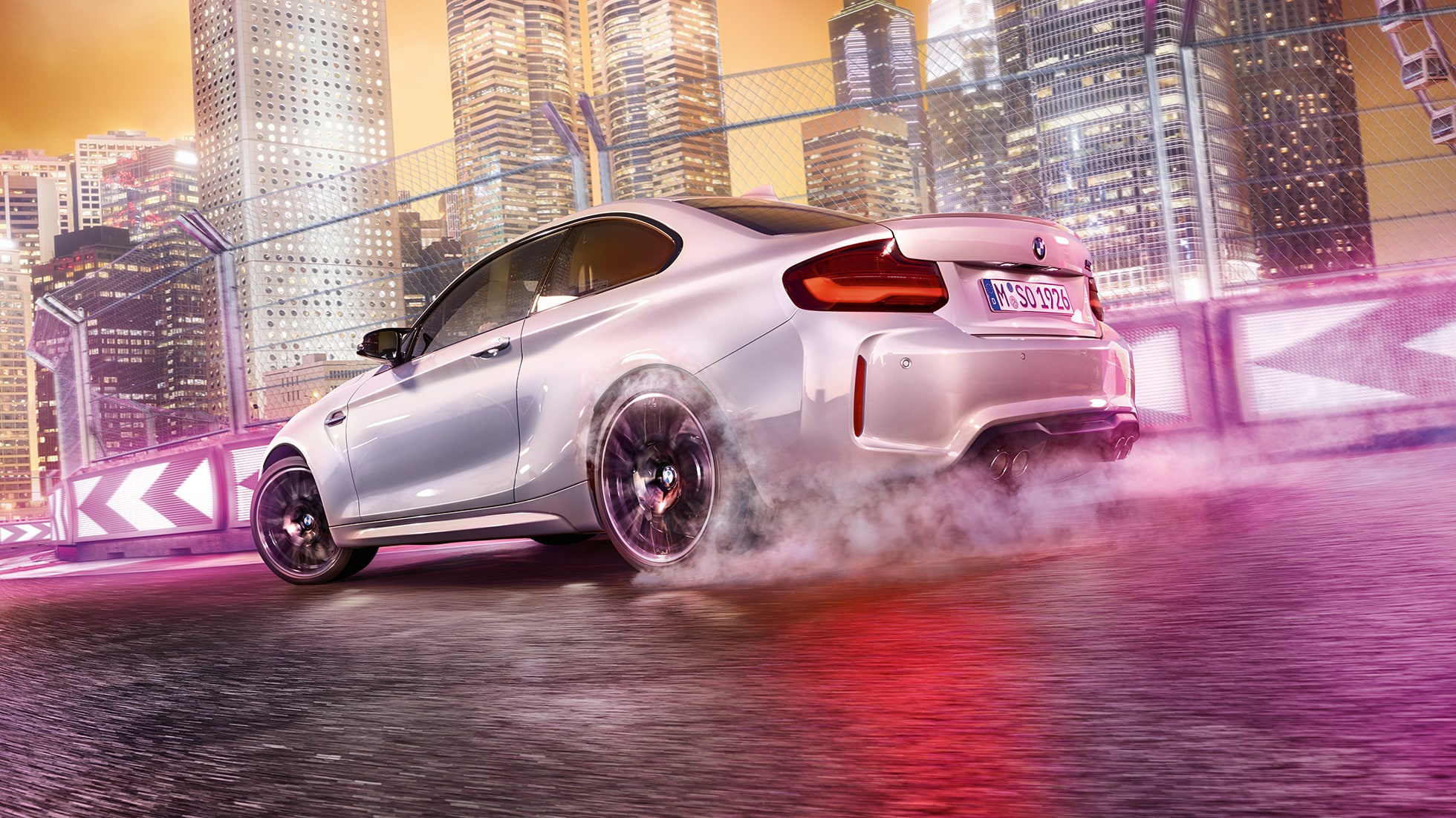 Designul BMW M2 Competition, F87 Imagine cu trei sferturi din partea spate a BMW M2 Competition, F87, 2018, în Argintiu Hockenheim metalizat