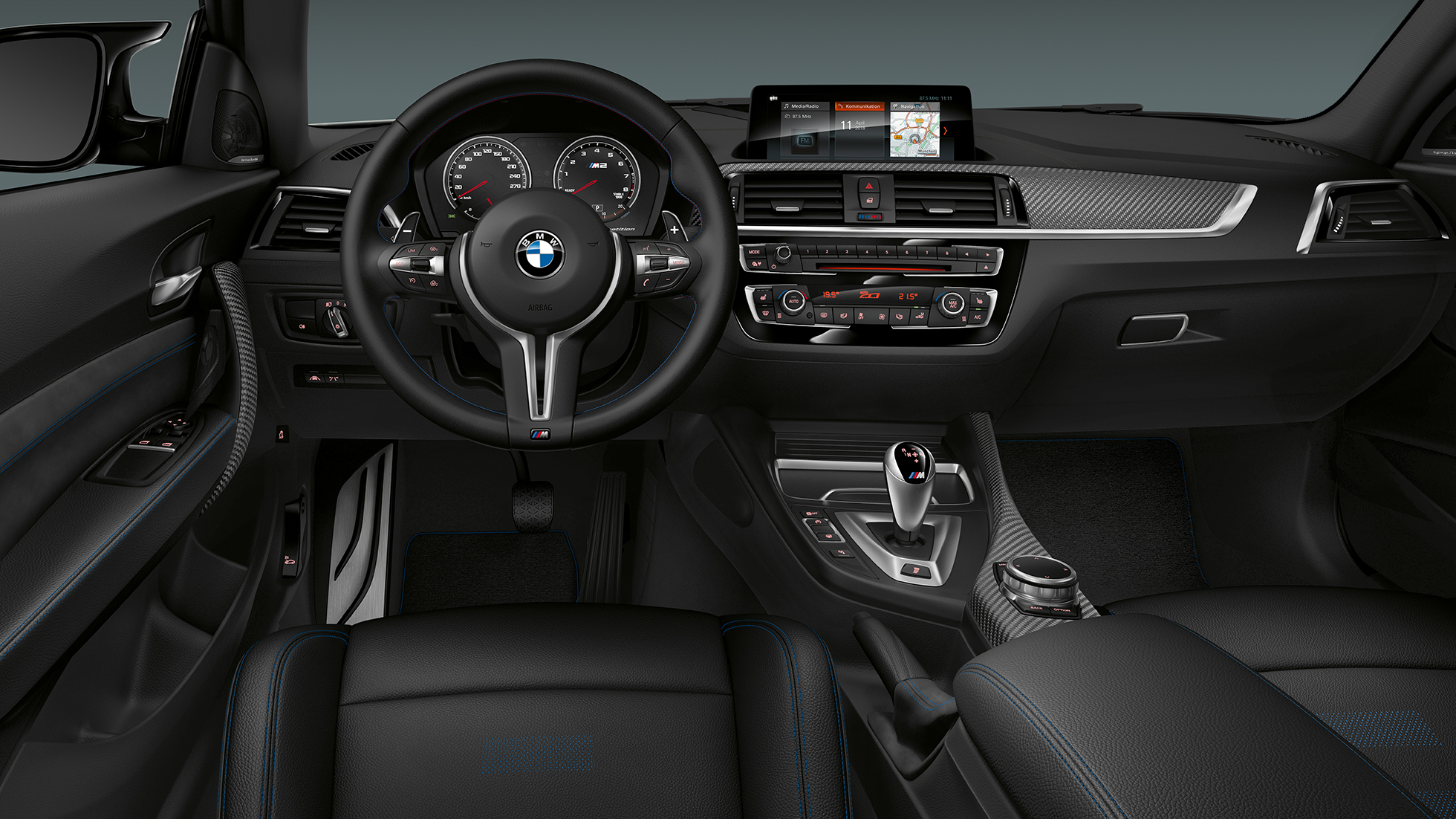 Habitaclul BMW M2 Competition, F87 Imagine din interior cu habitaclul BMW M2 Competition, F87, 2018, în Argintiu Hockenheim metalizat