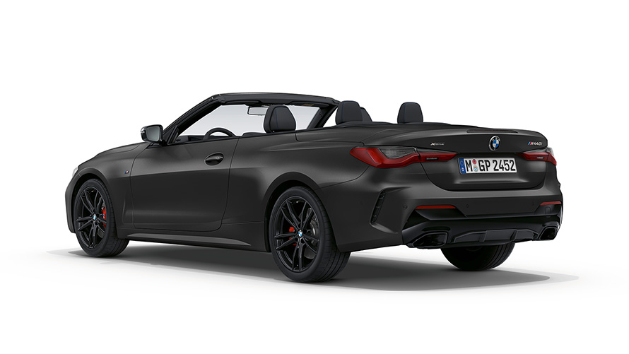 Imagine cu trei sferturi din partea din spate a BMW M440i xDrive Cabriolet G23 2020, BMW Individual Albastru Frozen Portimao