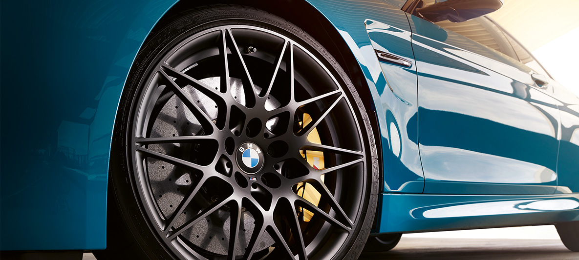 Jantele şi anvelopele BMW M4 Coupé, M Heritage Edition Jantele şi anvelopele ediţiei speciale BMW M4 Coupé, M Heritage Edition