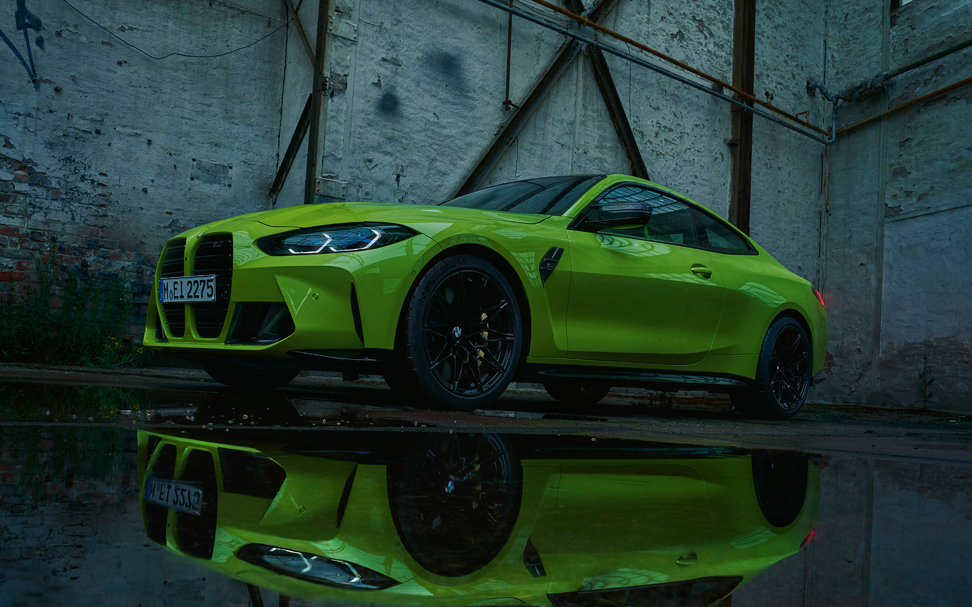 BMW M4 Competition Coupé G82 2020 în Galben Sao Paulo