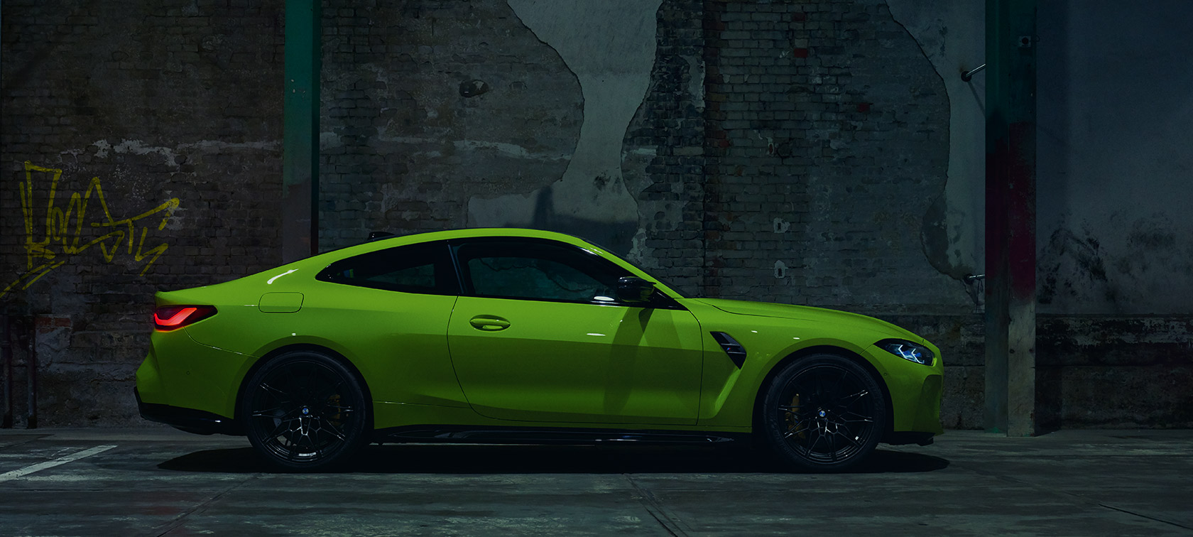 BMW M4 CSL G82 BMW M4 CSL G82 BMW Individual gri Frozen Brooklyn