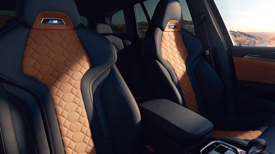 Scaunele M Sport ale unui BMW X3 M Competition F97 LCI 2021 Imagine din interior cu scaunele M Sport ale unui BMW X3 M Competition F97 LCI Facelift 2021