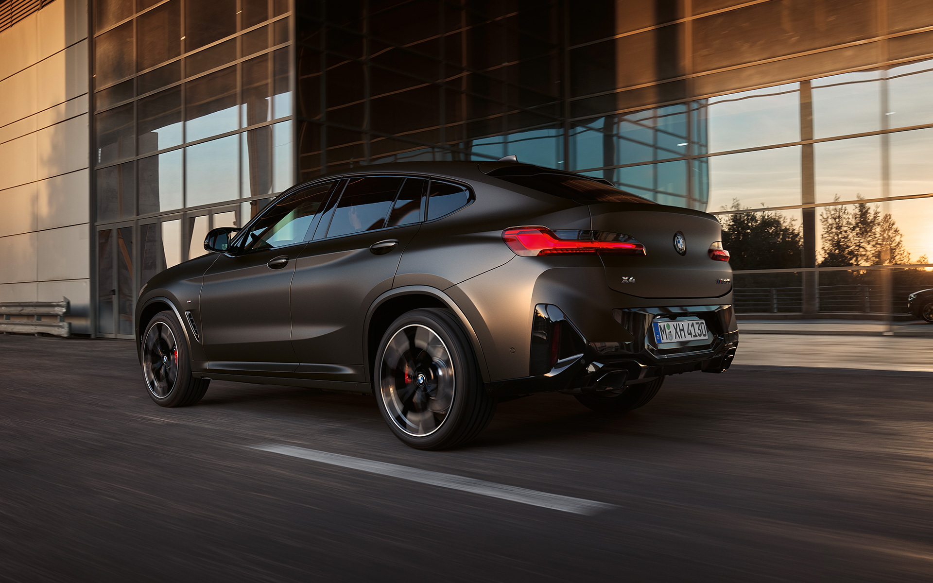 Automobilele BMW X4 M (F98, G02) Modele, date tehnice şi preţuri BMW.ro