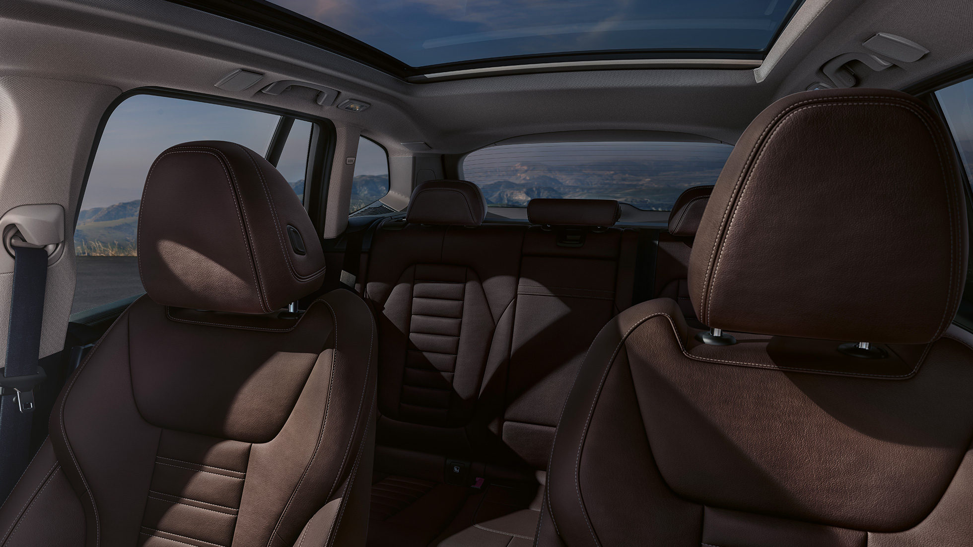 Imagine cu scaunele sport tapiţate cu piele Vernasca în Mokka ale BMW iX3, G08 Imagine din interior cu scaunele sport tapiţate cu piele Vernasca în Mokka ale BMW iX3, G08, 2020