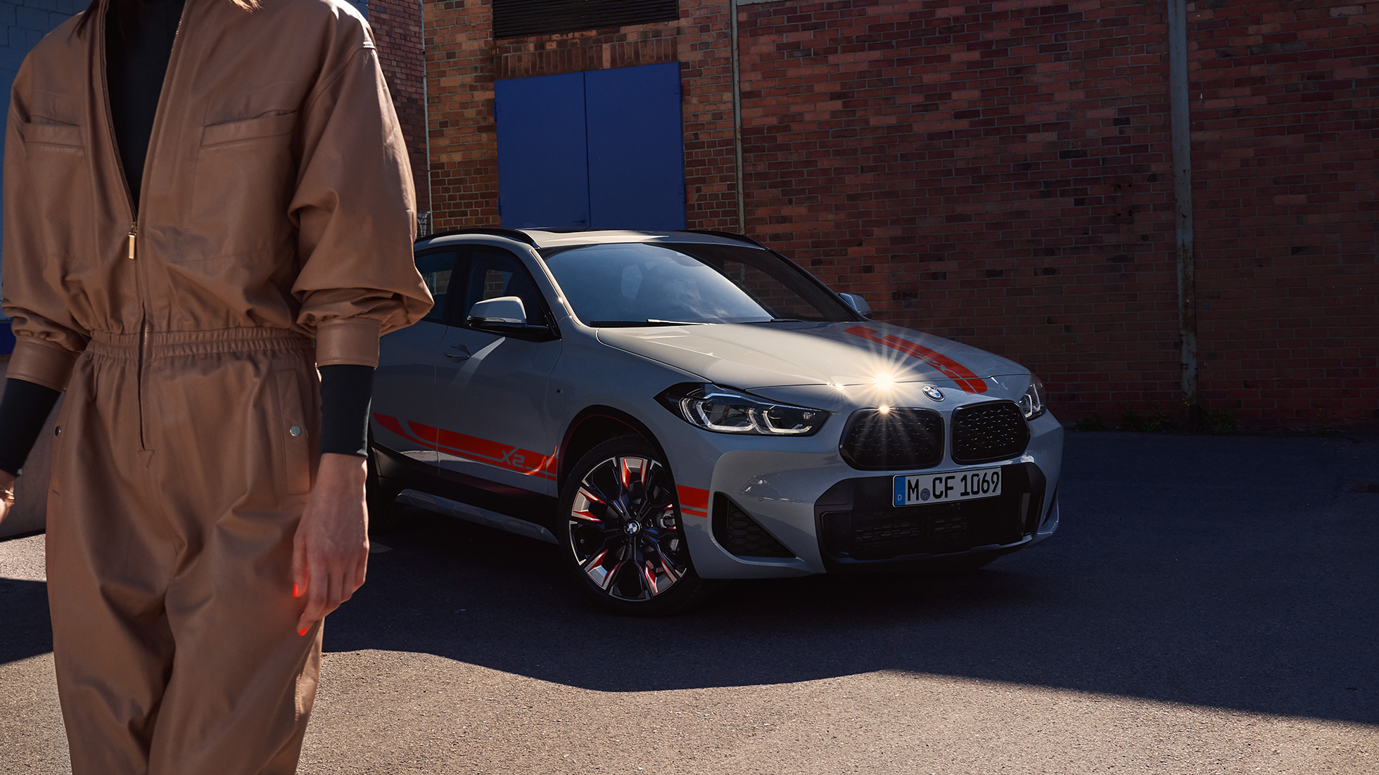 Grilă BMW dublă X2 F39 Imagine cu trei sferturi din partea frontală cu grila frontală dublă, BMW X2 2020 F39