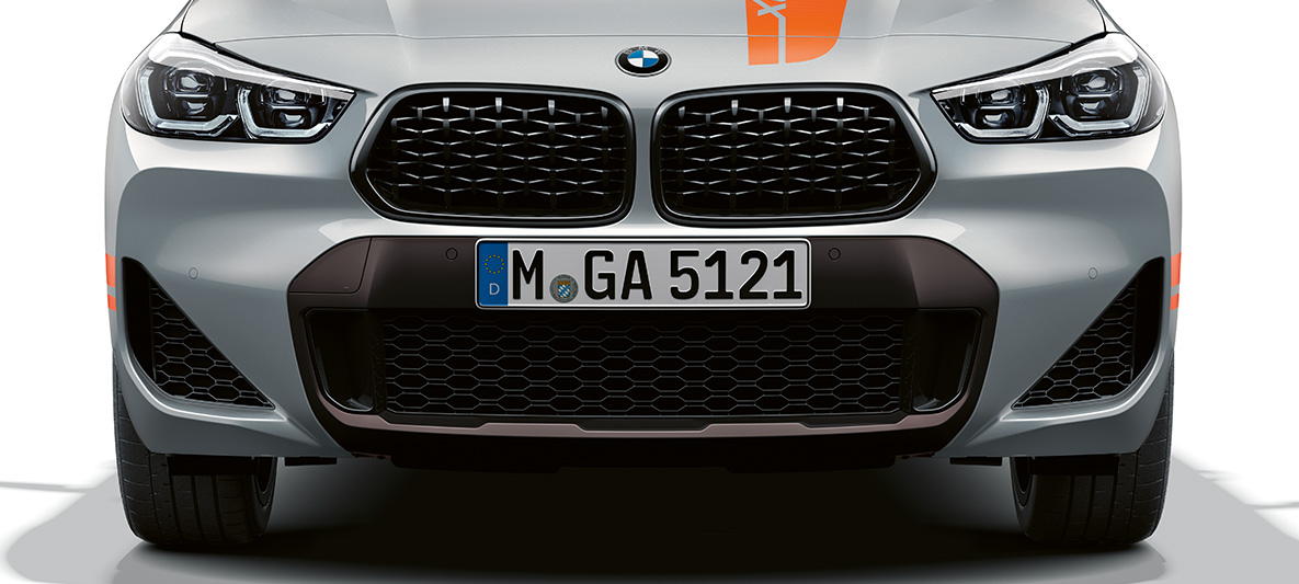 Grilă BMW dublă X2 F39 Imagine din partea frontală cu grila frontală dublă, BMW X2 2020 F39