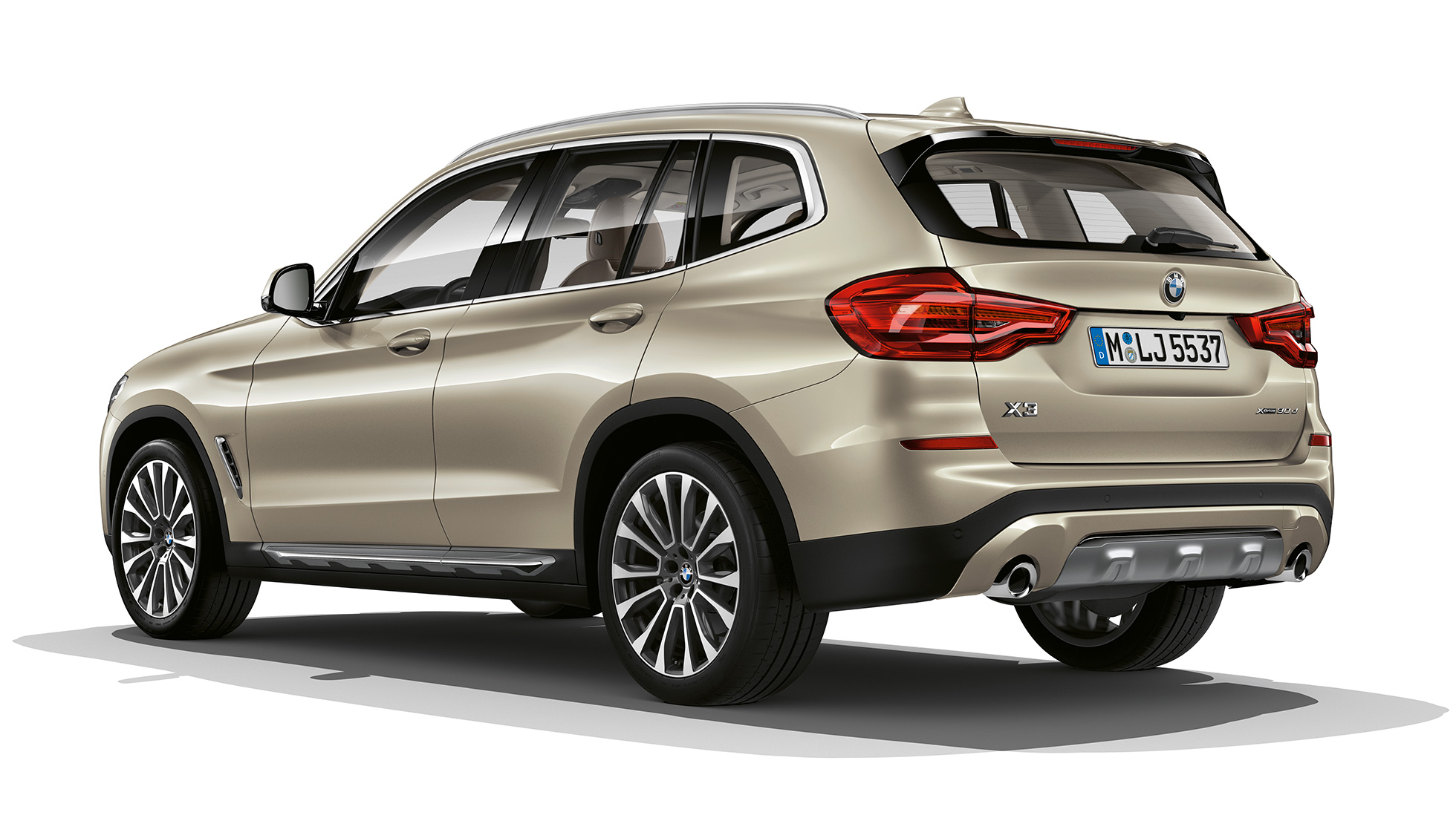 Imagine cu trei sferturi din partea spate a BMW X3 M40i, Model Luxury Line Imagine cu trei sferturi din partea spate a BMW X3 M40i, Model Luxury Line